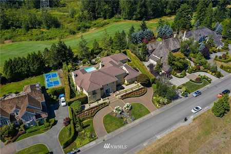 633 Windsor Dr SE Sammamish, WA 98074