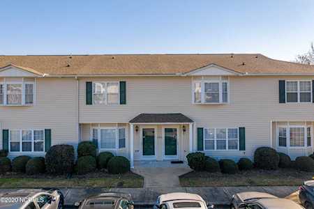 2320 Vineyard Drive Winterville, NC 28590