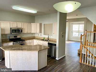 4108 Apple Leaf Ct Pasadena, MD 21122