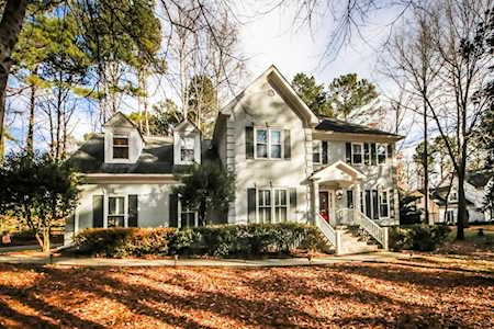 6445 Calamar Dr Cumming, GA 30040