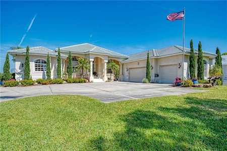 444 Bayshore Dr Venice, FL 34285