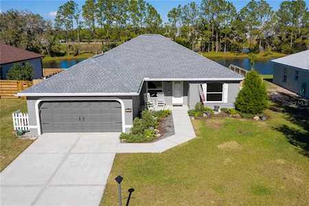 7207 46th Avenue CIRCLE E Bradenton, FL 34203