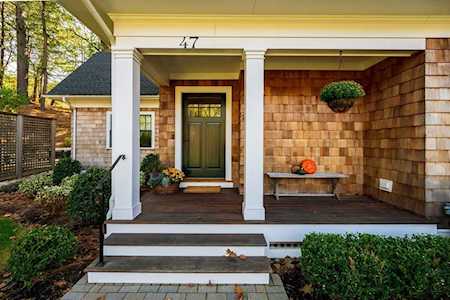 47 Cottage Circle #47 Dedham, MA 02026