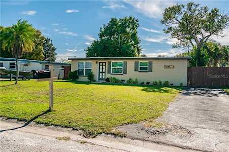 8366 95th Ave Seminole, FL 33777