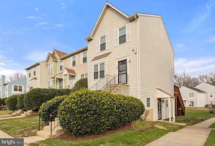 122 Firethorn Ct #16-1 Upper Marlboro, MD 20774
