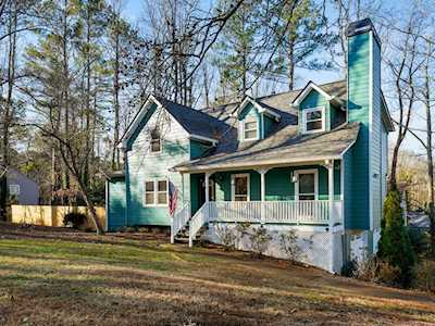 2645 Forest Glen Dr NE Marietta, GA 30066