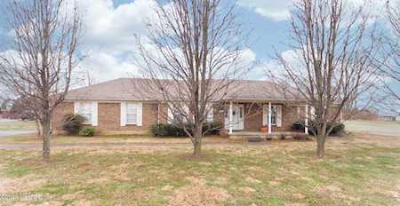 2974 Zoneton Rd Shepherdsville, KY 40165