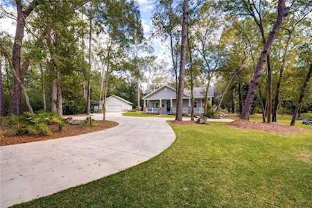 18709 Livingston Ave Lutz, FL 33559