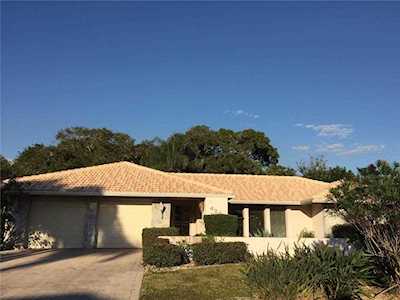 424 Yacht Harbor Dr Osprey, FL 34229