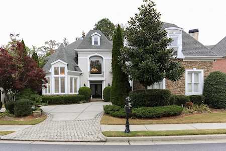 1870 River Falls Dr Roswell, GA 30076