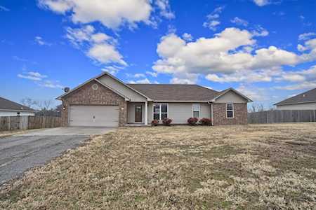 256 Crestpointe Dr Russellville, AR 72802