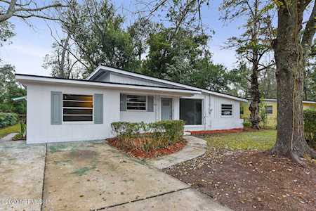1722 Fouraker Rd Jacksonville, FL 32221