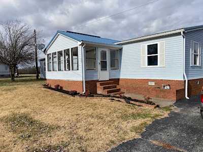 252 Clubbs Rd Portland, TN 37148