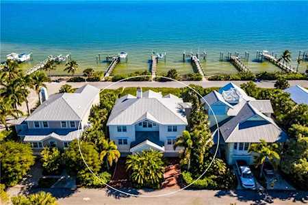 565 Buttonwood Bay Dr Boca Grande, FL 33921