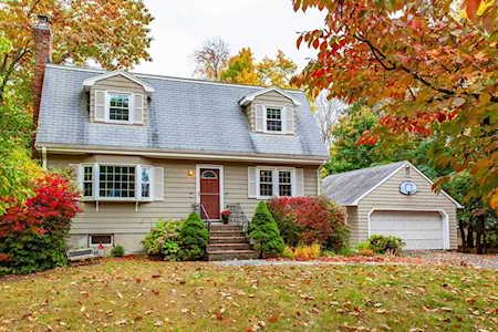 5 William St Bedford, MA 01730
