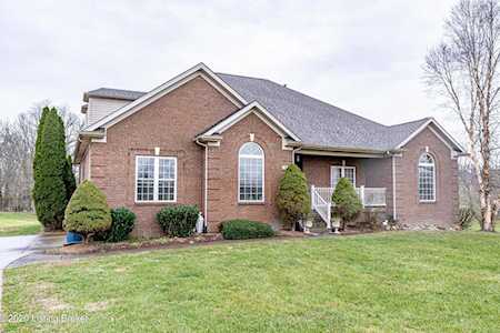 47 Plantation Dr Shelbyville, KY 40065
