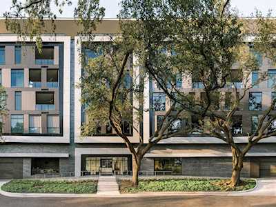 2710 Steel St Houston, TX 77098