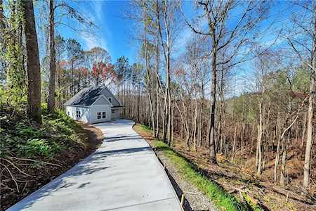 162 Mill Creek Dr Jasper, GA 30143