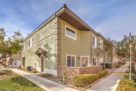 10534 Midnight Gleam Ave Las Vegas, NV 89129