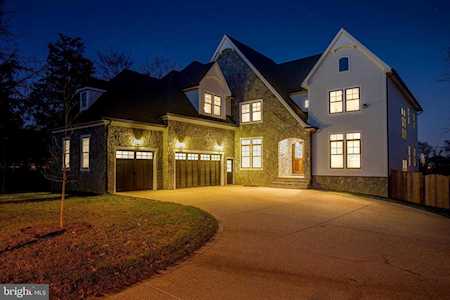 1241 Kurtz Rd Mclean, VA 22101