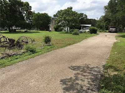 816 Creek RD Dripping Springs, TX 78620