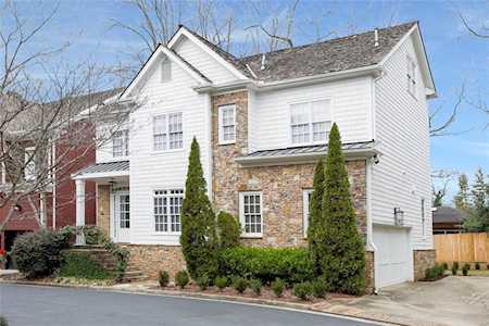 39 Conifer Park Ln NE Atlanta, GA 30342