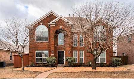 1253 DUCKS Landing Frisco, TX 75033