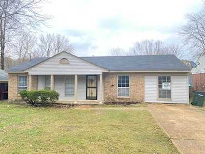 496 Fox Valley Dr Unincorporated, TN 38127