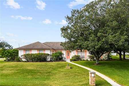 7541 Clementine WAY Orlando, FL 32819