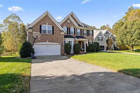 7730 Whisperingwood Dr Harrisburg, NC 28075