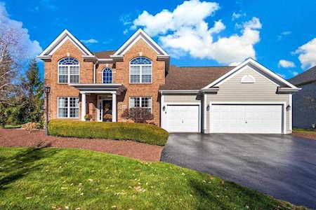 8141 Summerhouse Drive Dublin, OH 43016