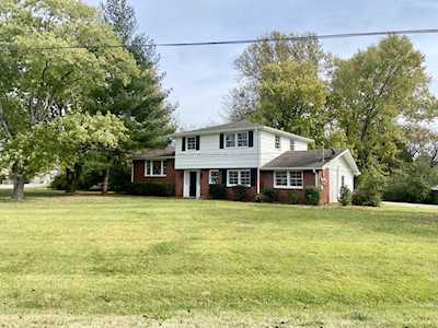 1902 Bartway Dr Murfreesboro, TN 37130