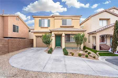 6809 Pacific Craft Ln Las Vegas, NV 89122