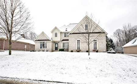 4478 Riverbirch Run Zionsville, IN 46077