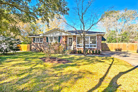 1336 Saint Clair Dr Charleston, SC 29407