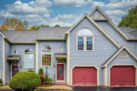 4 Forest Ln #4 Hopkinton, MA 01748