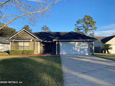 7903 Longshadow Ct Jacksonville, FL 32244