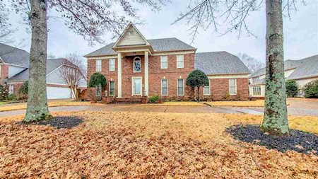 10289 Peyton Path Cv Collierville, TN 38017