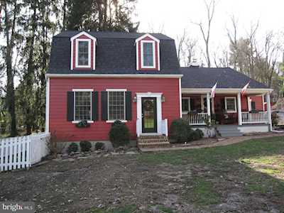 1907 Old Court Rd Baltimore, MD 21204