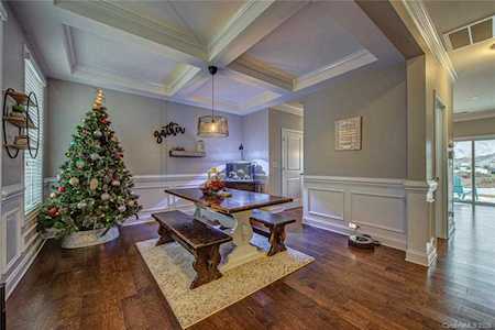 7836 Sawgrass Ln Sherrills Ford, NC 28673