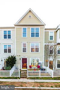 715 Gnome Ct Glen Burnie, MD 21061