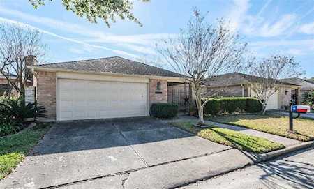 6603 Oakland Hills Dr Houston, TX 77069
