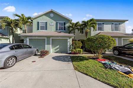 3621 Pine Oak Circle #104 Fort Myers, FL 33916