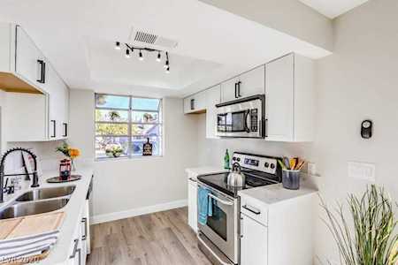 5365 Shake Ct #103 Las Vegas, NV 89122