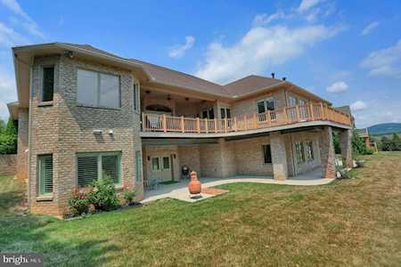 7131 Seminole Way Fayetteville, PA 17222