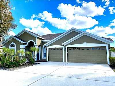 10319 Meadow Crossing Dr Tampa, FL 33647