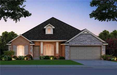 19713 Brookville Dr Edmond, OK 73012