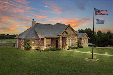 123 Park Place Circle Cresson, TX 76035