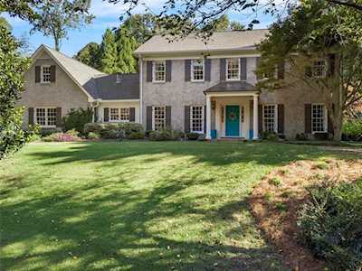 4261 Harrogate Dr NW Atlanta, GA 30327