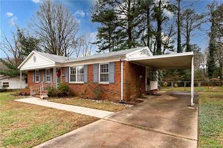 5528 Larchmont Ave Charlotte, NC 28215